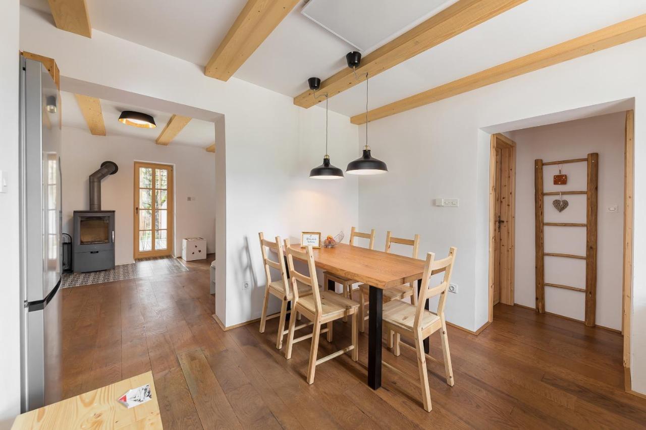 Apartamento Hiša na soncu / Sun house Zgornje Gorje Exterior foto